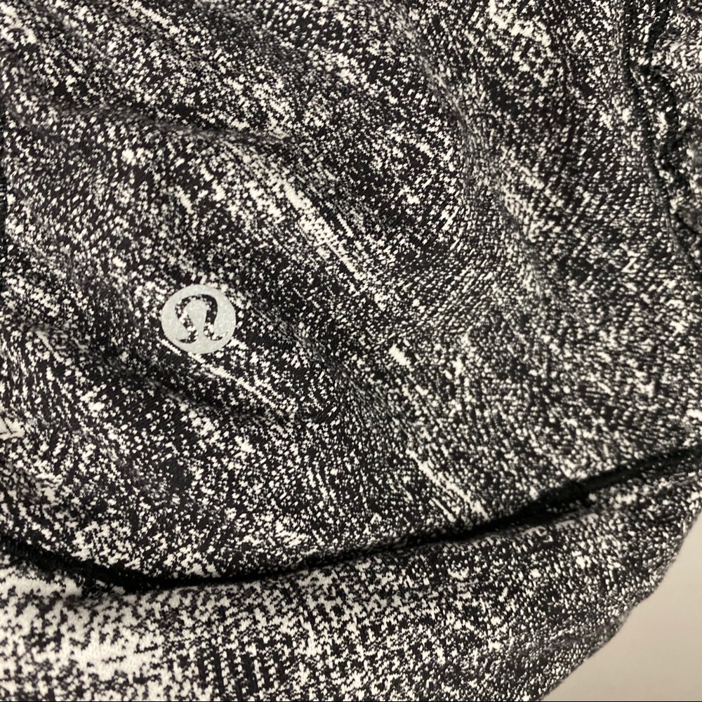 Lululemon • Pullover Jacket - Picture 5 of 5